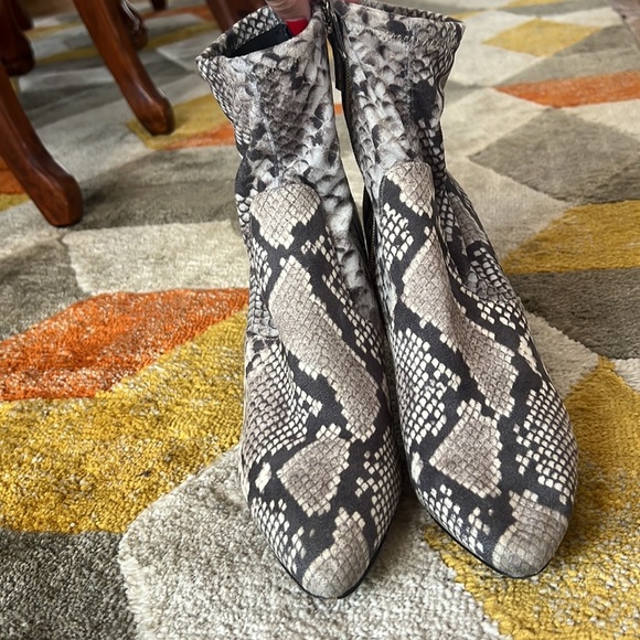 Steve Madden Suede Snake Booties - Picture 6 of 7